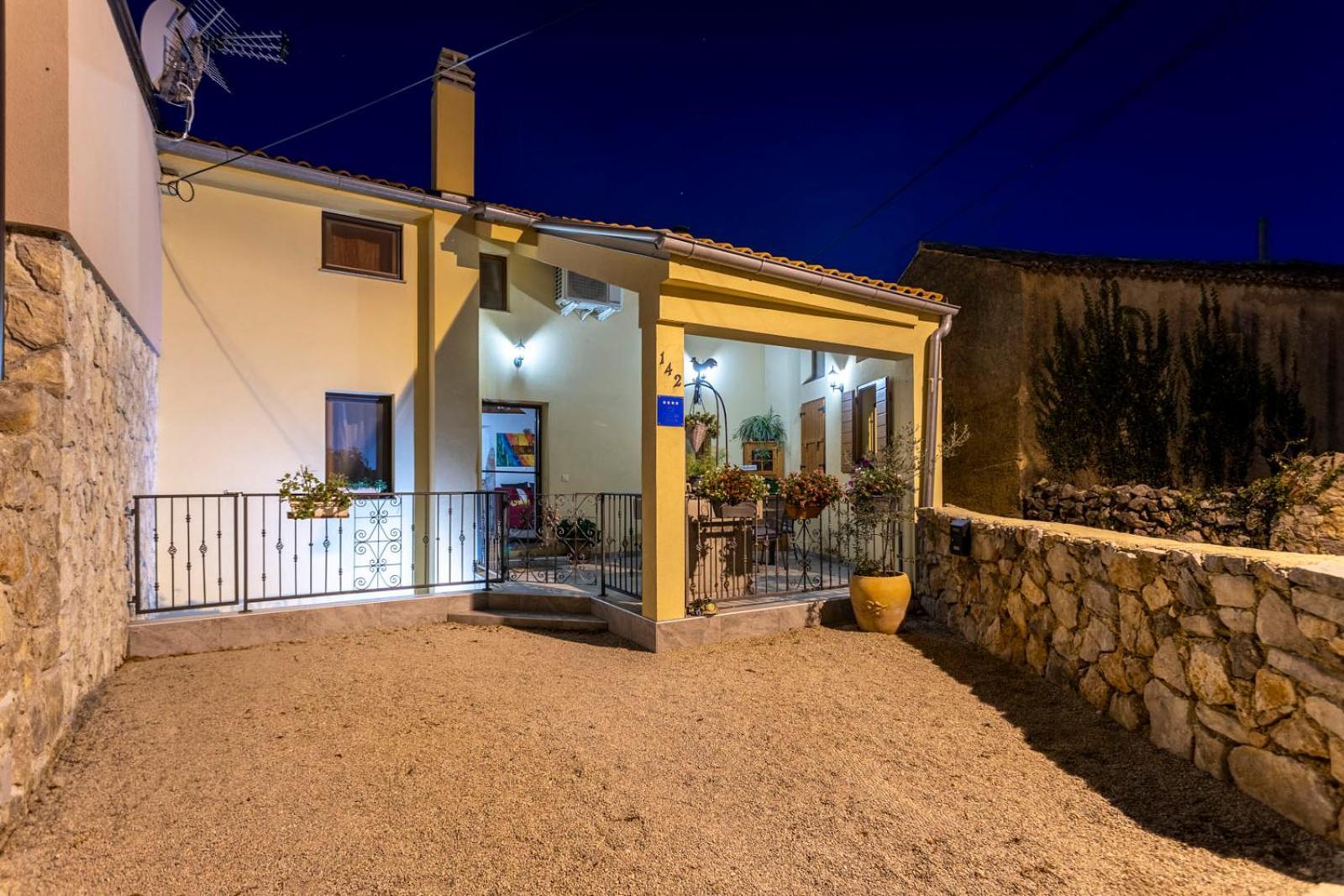 Holiday Home Svjetlana ริซิกา ภายนอก รูปภาพ